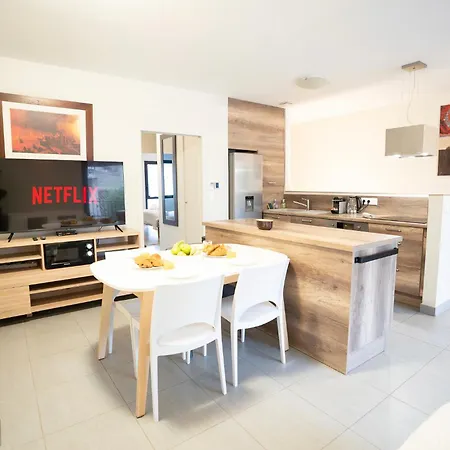 Apartamento Air-conditioned 2 Bedroom With Terrace Parking Carcassonne
