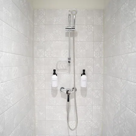 Apartamento Air-conditioned 2 Bedroom With Terrace Parking *