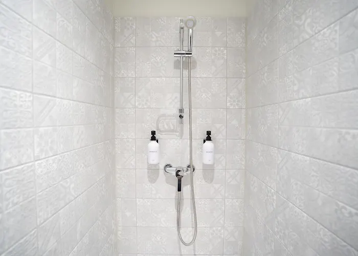 Apartamento Air-conditioned 2 Bedroom With Terrace Parking *